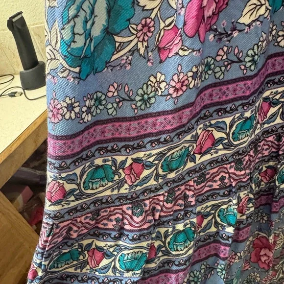 Arnhem Floral Maxi Dress in Teal & Pink - Picture 3 of 4